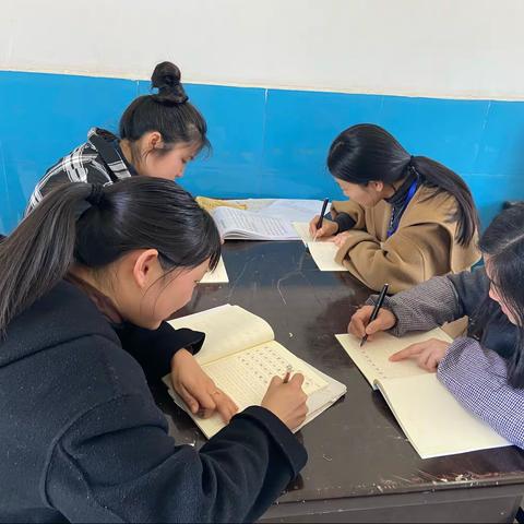 磷矿实验学校小学部青年教师集训4月22日