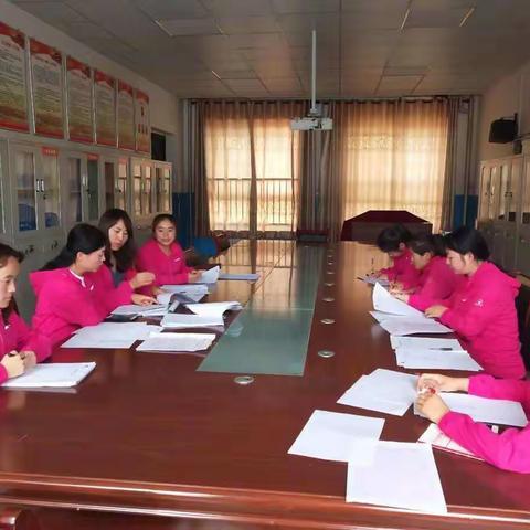 “保幼儿健康成长  促教师专业成长”健康组教研活动小记。