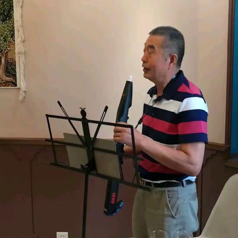 来自辽河油田的舞蹈大咖演出舞蹈《九儿》。