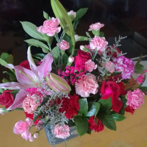 鲜花绽放在母亲节