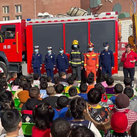 库尔勒市三幼教育集团（萨依巴格分园）开展“落实消防责任·防范安全风险”消防安全主题活动