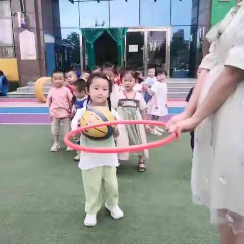 高新阳光幼儿园小三班第十八周美好时光