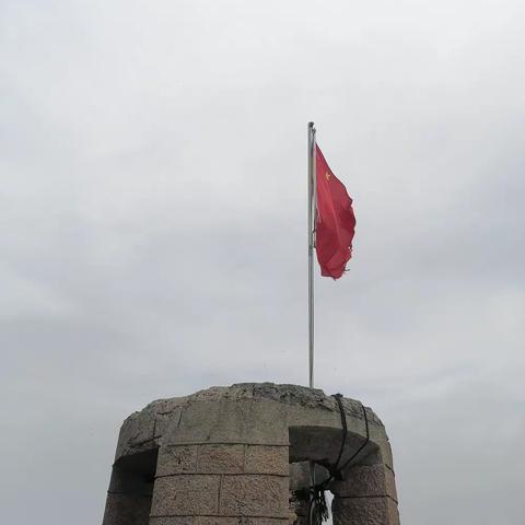 登山爱好者的网红目的地：海军顶