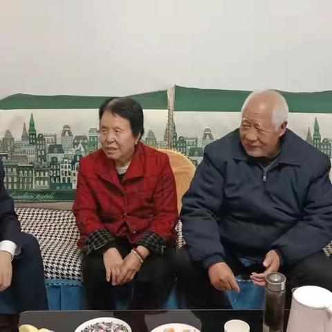 鄠邑区支行“五一”节前夕走访慰问劳动模范