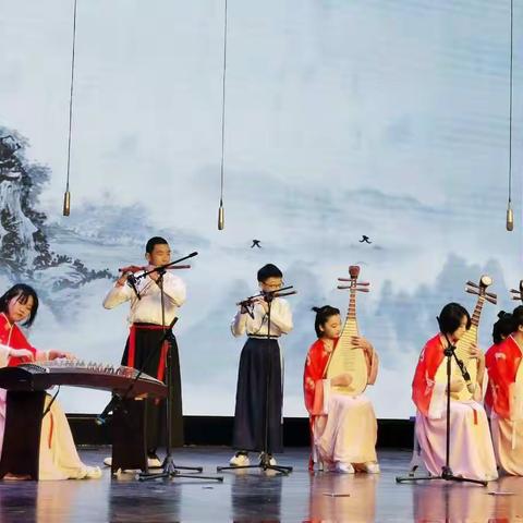 我们都是追梦人——太原十二中•太原师爱中学校园文化艺术节之初二年级迎新汇演