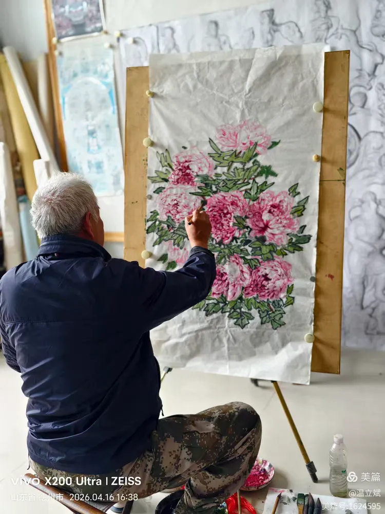 叶兆信·老宅写生记 | 从庭院到宣纸，用笔墨定格牡丹最美绽放瞬间