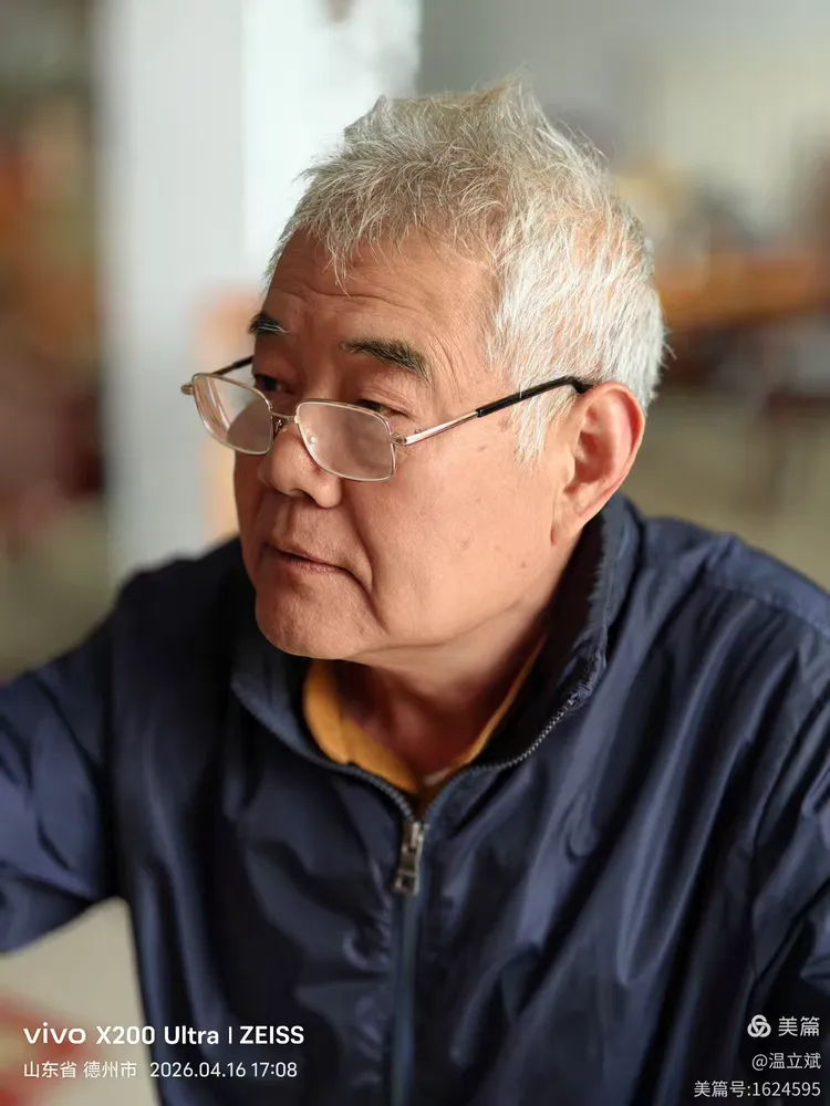 叶兆信·老宅写生记 | 从庭院到宣纸，用笔墨定格牡丹最美绽放瞬间