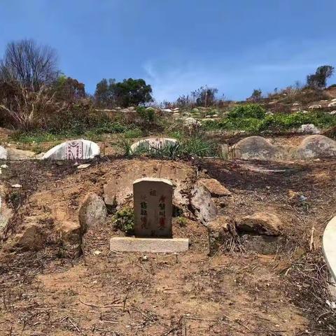 凤港村长房祖墓修缮理事会