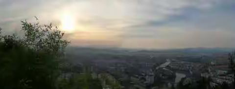 静静黎河水，悠悠日峰山