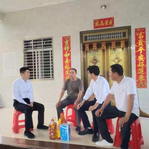 暖民意，迎新春!  刘云球副县长春节前慰问老党员