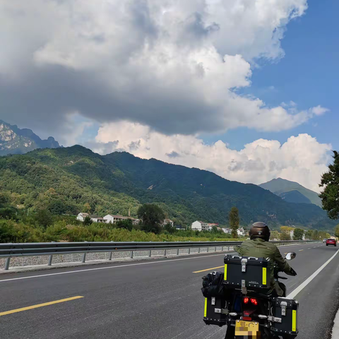 摩旅秦岭环线之七（白鹿原影视城、棣花古镇）