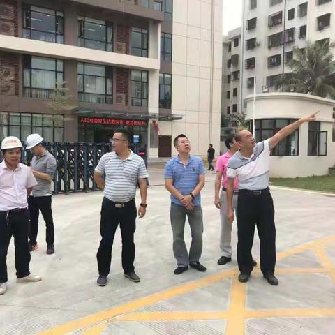 市住建局质监站符志明站长对美兰区新时代文明实践中心建设试点开展调研工作