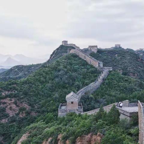 万里长城，金山独秀