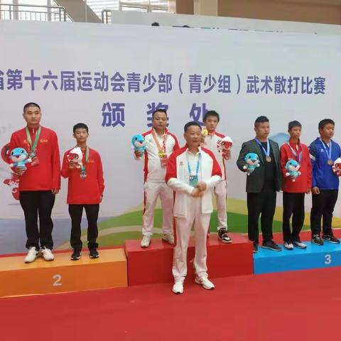 喜报！喜报！——铅山县青溪中学许明乐同学获得省运会铜牌