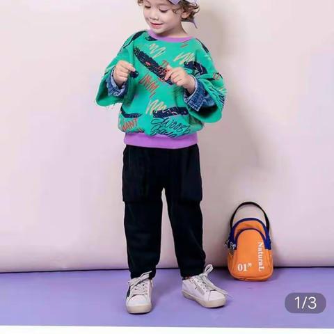 别过夏花绚烂，走进秋叶静美！信誉楼二楼童装二部小童组已备好各式美衣，和您一起装扮孩子五彩缤纷的童年！