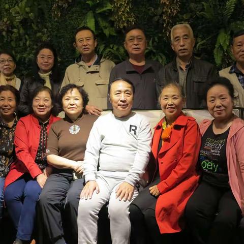 多幸运，我有个我们！
