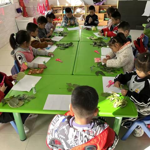 树叶粘贴画 -邱馆幼儿园大一班美术活动