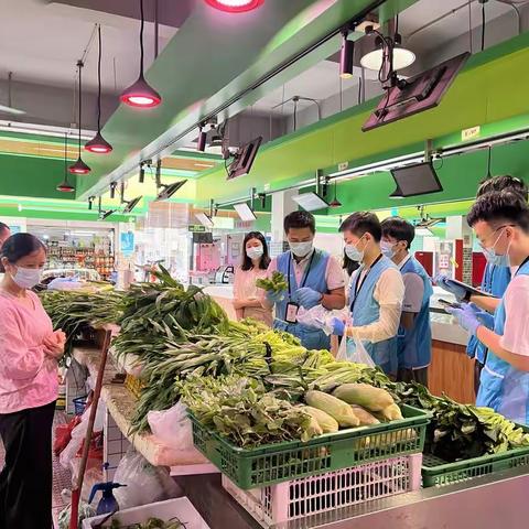 市市场监管局农业处对坪山区农贸市场食用农产品快检工作开展监督检查