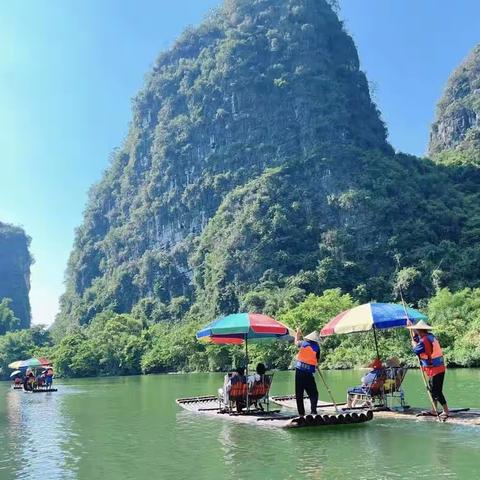 遇龙河水厄底竹筏