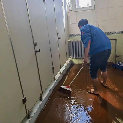 党员带团员   处处显担当