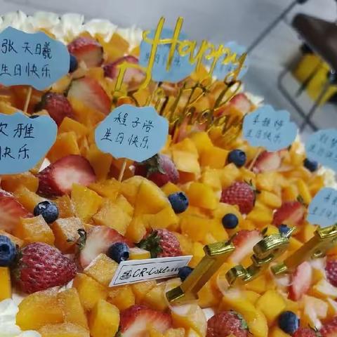 我在五班过生日！——三月集体生日会小记