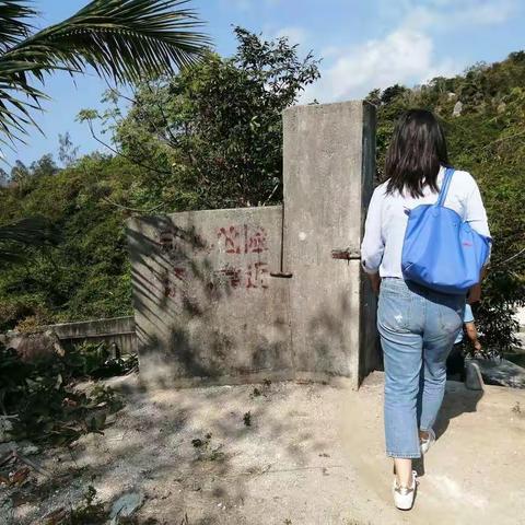 加强野生水生保护动物管理，确保野生水生保护动物人工繁育和经营利用有序进行。