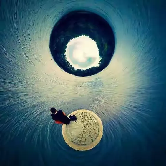 平衡论语以全新视角观察解读世界