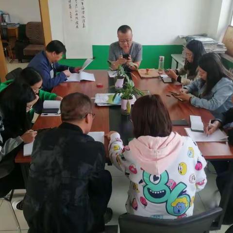 质量分析定策略 凝心聚力谋发展   黄牛蹄中学质量分析会