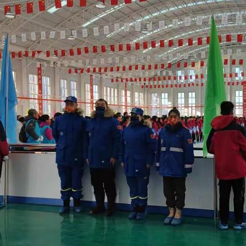 【相约冬奥—扛红旗、当先锋，蔚县蓝天救援队在行动】