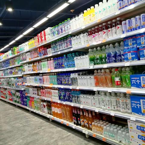 咸宁店烟酒饮料季节性类别商品陈列