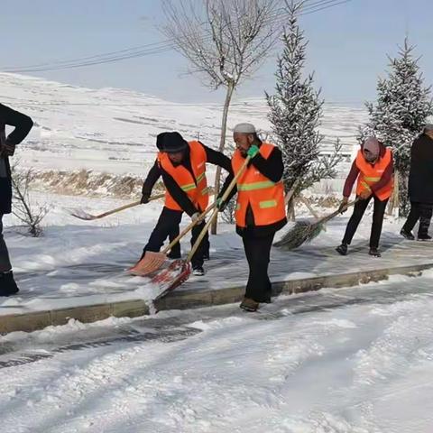 冬雪是景  除雪是情