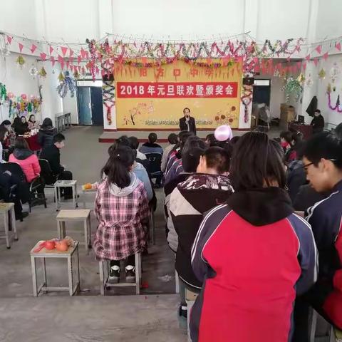 情暖2018