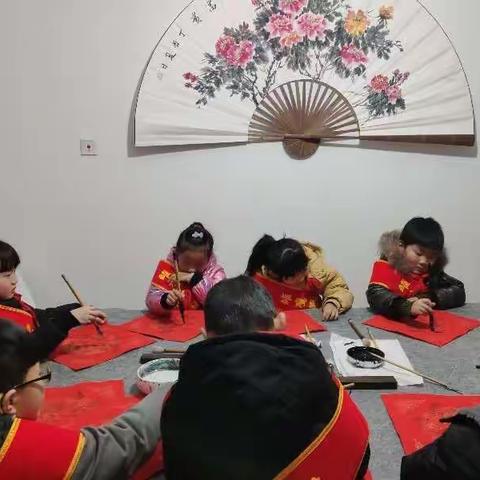 “雏鹰地铁暖冬行，寻访新站新气象”——记庆平学校二年级（3）班雏鹰小队活动