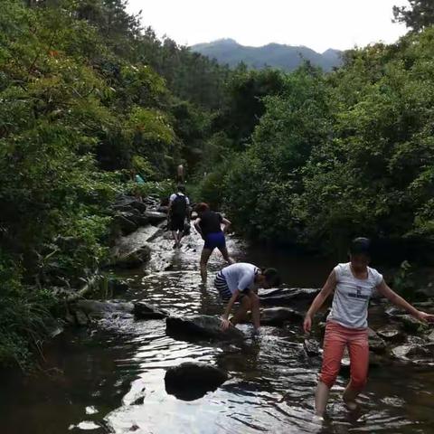 鹤山七翁井溯溪之行