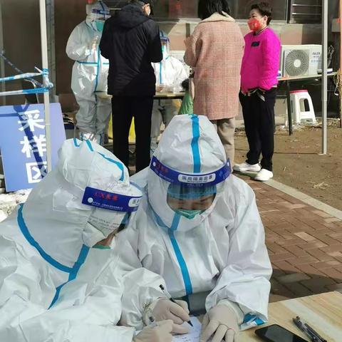 同心抗疫谱写青春华章