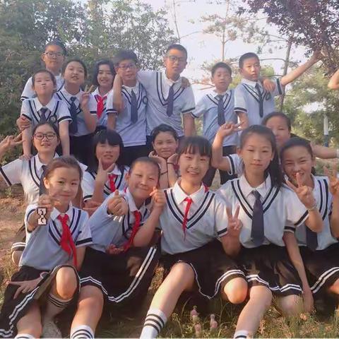 “争做美德好少年”――春光小学六（4）班美德少年评选
