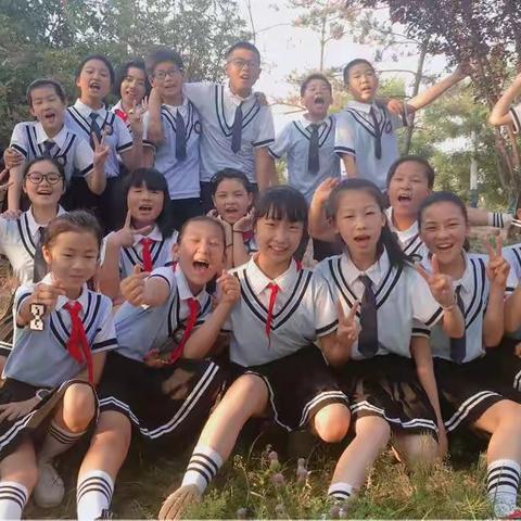 六四班的孩子们，献给天底下最伟大的你---“我的妈妈”