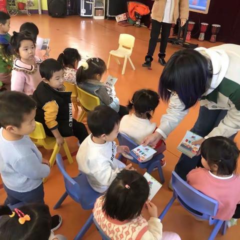 上园街道圣淘沙社区垃圾分类宣传活动