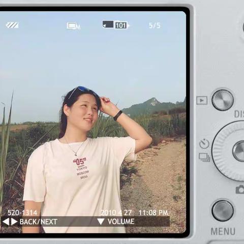 远方啊那未知的远方你好像离我很近又好像离我很远我想不顾一切地去探索你放荡不羁的奔向你