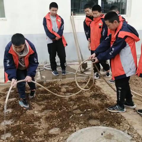 劳动体验促成长，美好生活勤创造