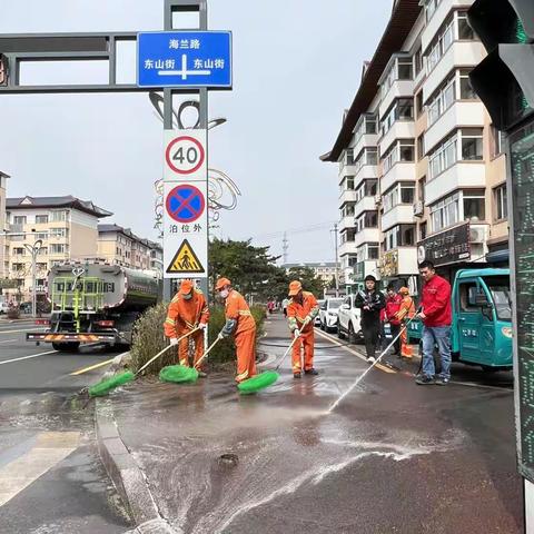 美化市容环境   迎接五一到来