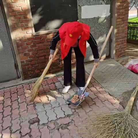 市直机关党委国庆假期继续开展文明志愿服务活动