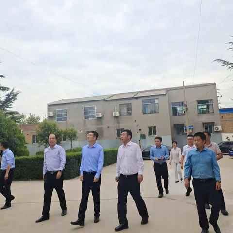 党的关怀进校园 节前慰问暖人心