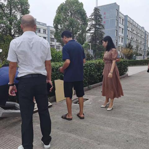 校园安全无小事，隐患排查无死角               横峰县职业中学，第三中学校园安全隐患排查