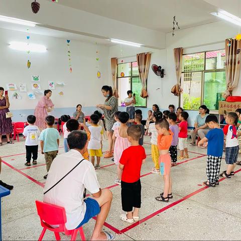 2021年上期灵官镇中心幼儿园结题会！