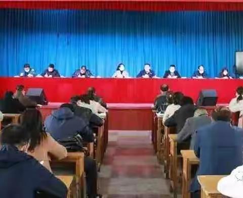 教育扶贫路 一个不能少