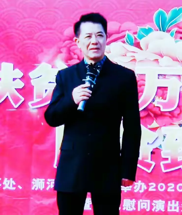 《亮剑》“李云龙团长“，cctv《梦想剧场》总冠军，影视歌三栖演员，——杨帆先生