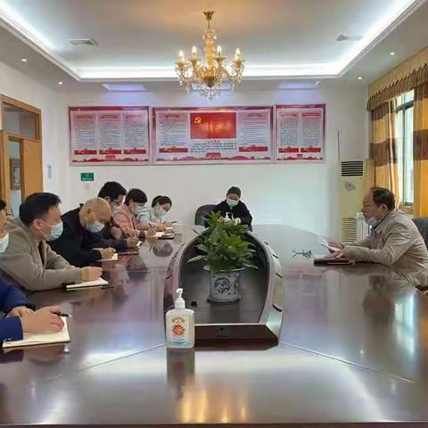 督导疫情防控，调研乡村振兴——平江县人民检察院李华检察长、崔灿副检察长带领全院中层干部到合旺村进行指导。