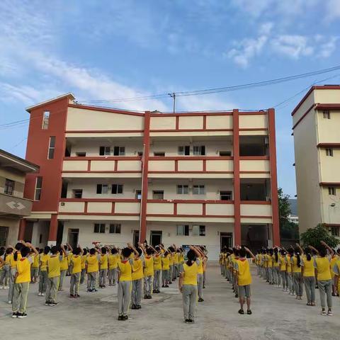 桥头小学组织开展“喜迎二十大 庆国庆”主题系列活动