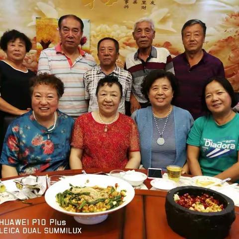 悠悠师生好友情